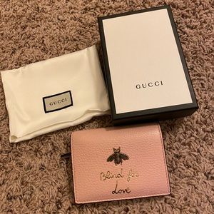 gucci animalier card holder pink bee
